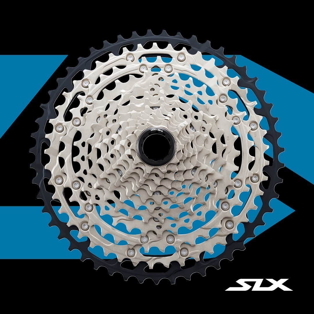Shimanoさんのインスタグラム写真 - (ShimanoInstagram)「The new SLX M7100 groupset is designed for the avid mountain biker who sets out to explore further. On the SLX 12-speed drivetrain you will find the very latest Shimano technology, trickled down from our top-of-the-line XTR group. #ShimanoMTB #ShimanoSLX #M7100 #MakeYourMark」6月1日 21時32分 - rideshimano