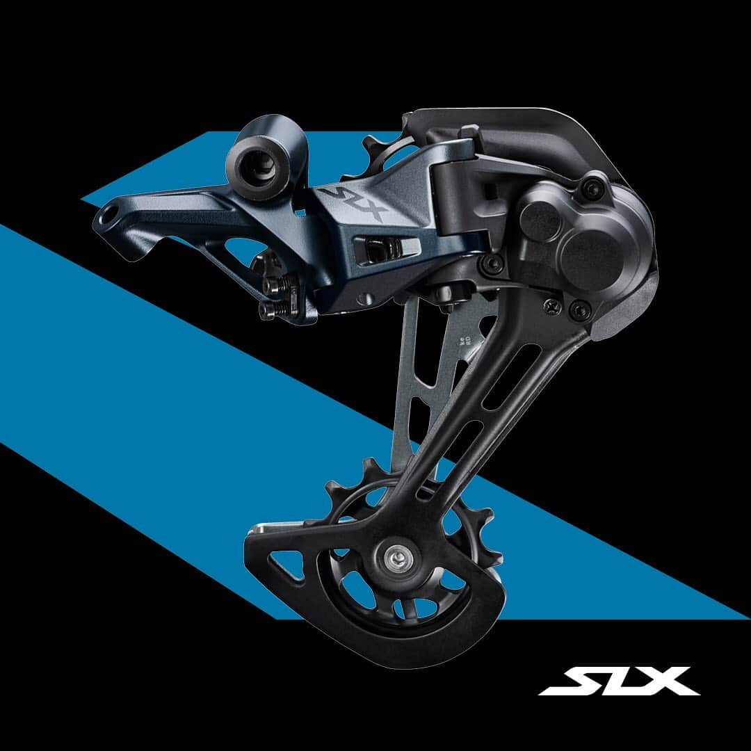 Shimanoさんのインスタグラム写真 - (ShimanoInstagram)「The new SLX M7100 groupset is designed for the avid mountain biker who sets out to explore further. On the SLX 12-speed drivetrain you will find the very latest Shimano technology, trickled down from our top-of-the-line XTR group. #ShimanoMTB #ShimanoSLX #M7100 #MakeYourMark」6月1日 21時32分 - rideshimano