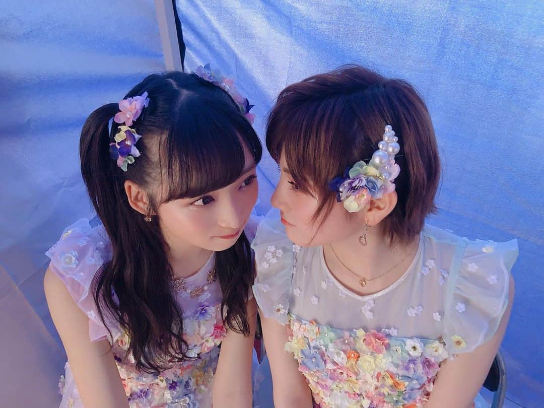 小栗有以さんのインスタグラム写真 - (小栗有以Instagram)「今日はアリオ柏イベントでした💐♡ この衣装とっても好き！ 来てくださった皆さんありがとうございました〜 またこうしたイベントがしたいと凄く思いました☺️ 6月9日の大宮イベントも無料観覧出来ますので気になる方お待ちしています✨  #AKBスペシャルイベント #アリオ柏 #たかみなさん卒コン衣装」6月1日 21時38分 - yuioguri_1226