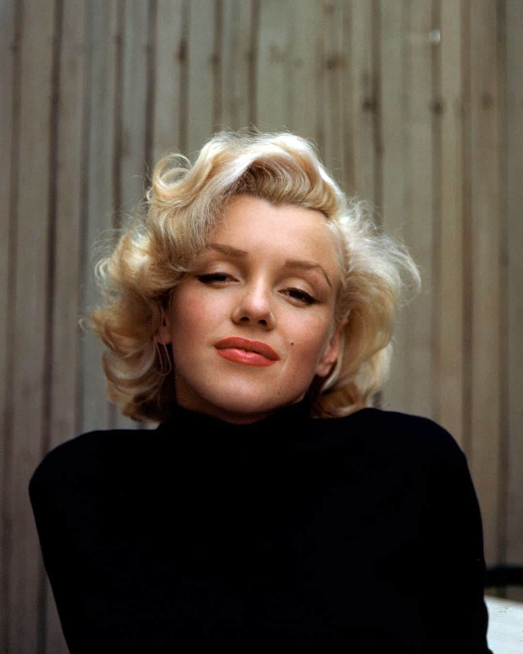 lifeさんのインスタグラム写真 - (lifeInstagram)「LIFE Legend Marilyn Monroe was born 93 years ago today, June 1, 1926. She is pictured here in 1953 on a patio outside her home photographed by another LIFE legend, the great Alfred Eisenstaedt. (Alfred Eisenstaedt—The LIFE Picture Collection/Getty Images) #LIFElegends #MarilynMonroe」6月1日 22時18分 - life