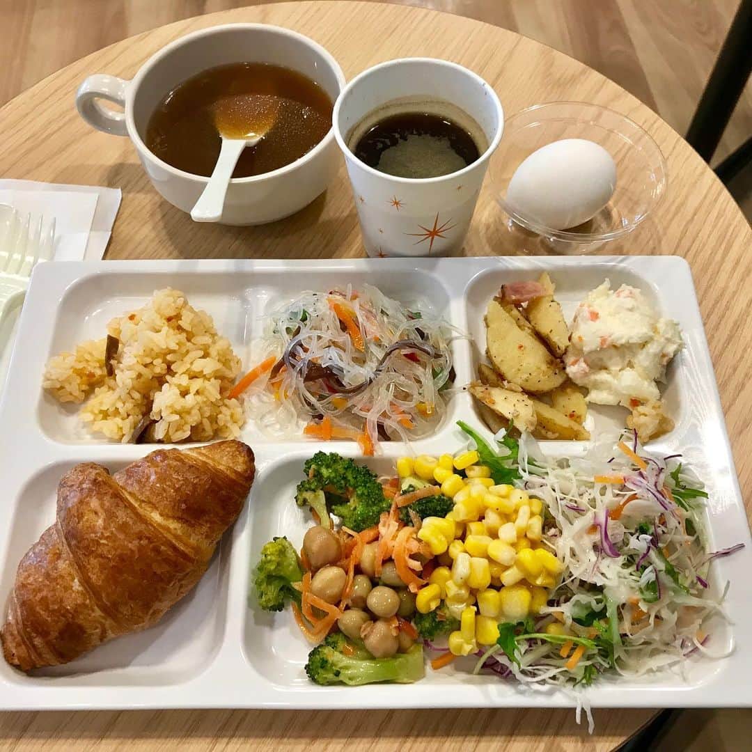 水木一郎さんのインスタグラム写真 - (水木一郎Instagram)「仙台は晴れ。今日は東北電力さんの「トクトクでんき祭」に出演します。これから朝食いただきまーす。 #朝食付き #breakfast #東北電力仙台 #トクトクでんき祭 #水木一郎」6月2日 8時47分 - ichiromizuki
