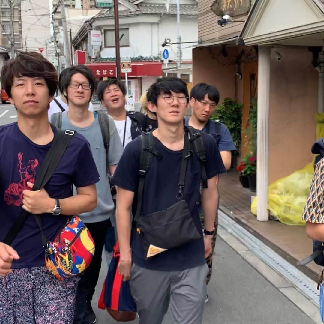 kento fukayaさんのインスタグラム写真 - (kento fukayaInstagram)「31期さん達に旅行連れてってもらいました！！毎年連れてってもらってますが今年もギガントマックスでした！！ 本当に楽しかった！！ 明日からお笑い頑張ろう！！！ #ロングコートダディ さん #シゲカズです さん #虹 さん #もみちゃんズ さん #シカゴ実業 さん #ニッポンの社長 さん #ブービーバービー さん #ビスケットブラザーズ #マユリカ阪本 #なにわスワンキーズ #カベポスター #kentofukaya」6月2日 0時56分 - kento1989