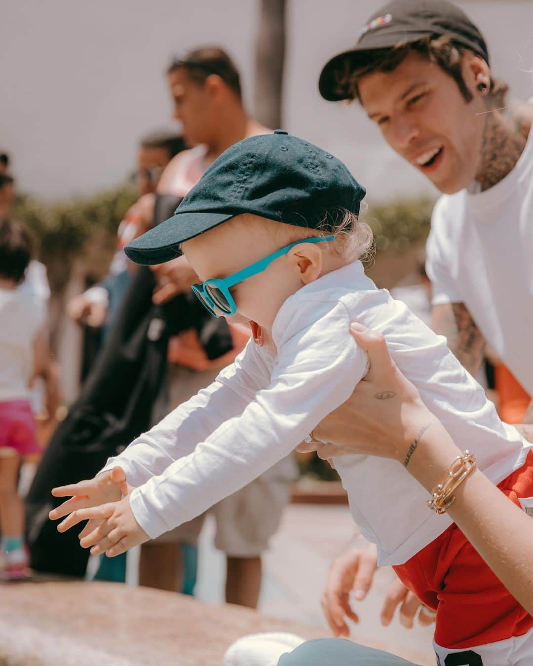 フェデスさんのインスタグラム写真 - (フェデスInstagram)「Fede, Chiara e Lello agli Universal Studios ✌🏻🎢🎡🏰」6月2日 1時33分 - fedez