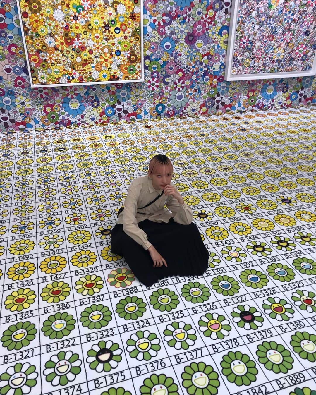 ハンナ・チャンのインスタグラム：「🌼🌼🌼」