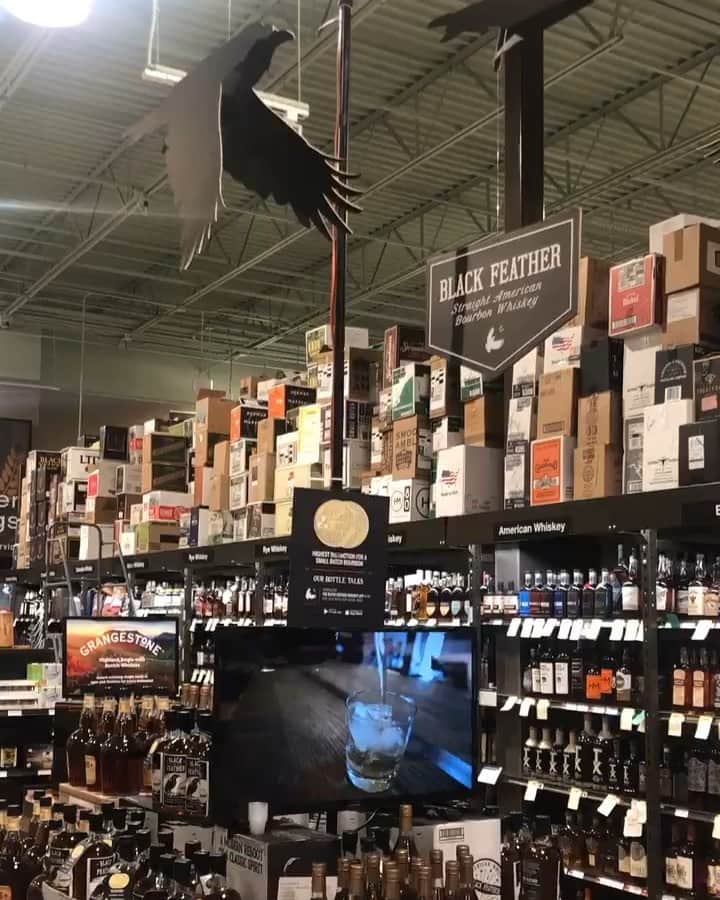 ロブ・ディアデックのインスタグラム：「So siiick...🦅🥃The @blackfeatherwhiskey brand coming fully alive at the @totalwine  in Keller, Texas. My favorite part of building brands, is seeing the year of year growth. It’s like watching your kids grow. Never not exciting to me. @dyrdekmachine #dyrdekmachine #doordier #manufacturingamazing」