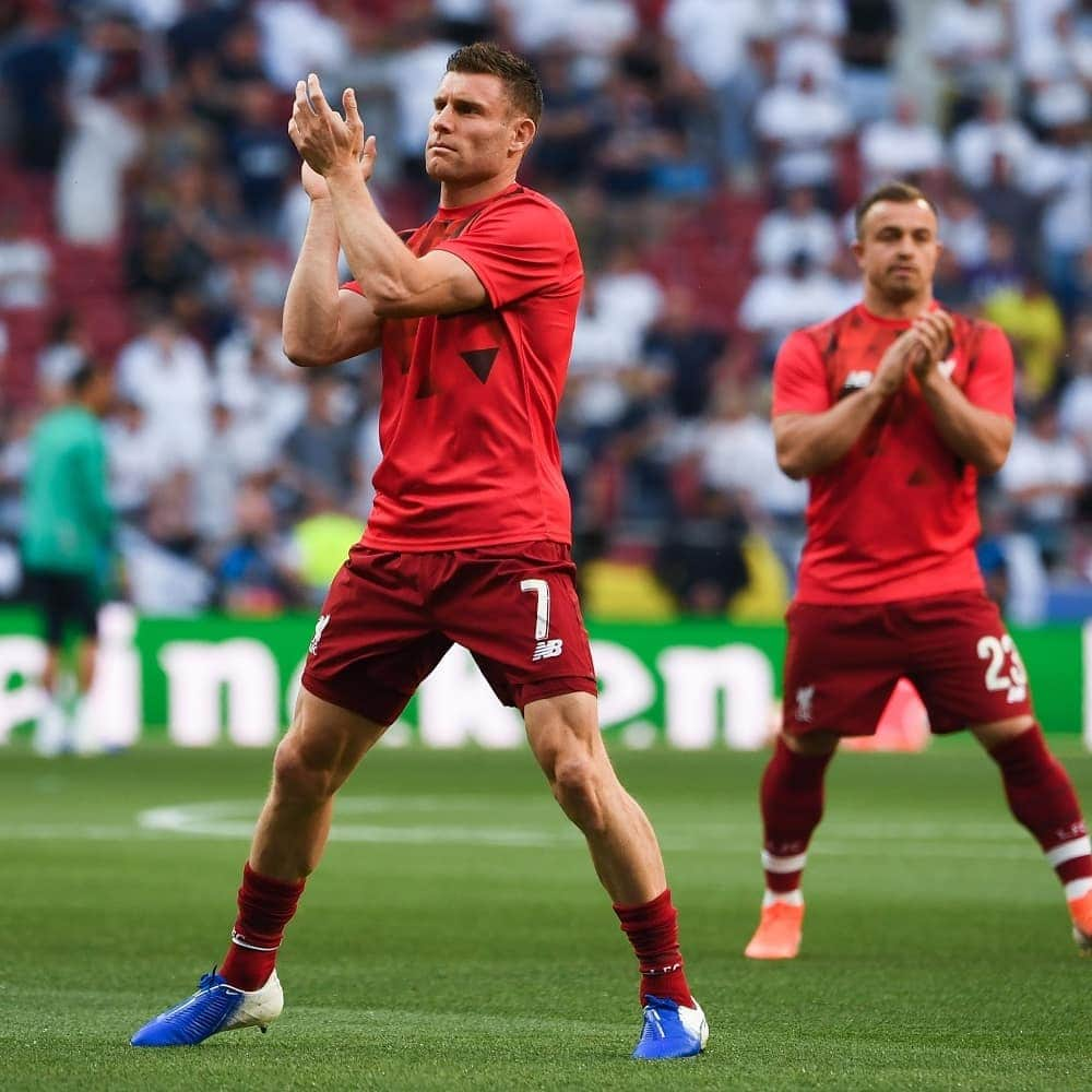 UEFAチャンピオンズリーグさんのインスタグラム写真 - (UEFAチャンピオンズリーグInstagram)「@liverpoolfc locked and loaded 👊  #UCLfinal #YNWA #UCL」6月2日 3時55分 - championsleague