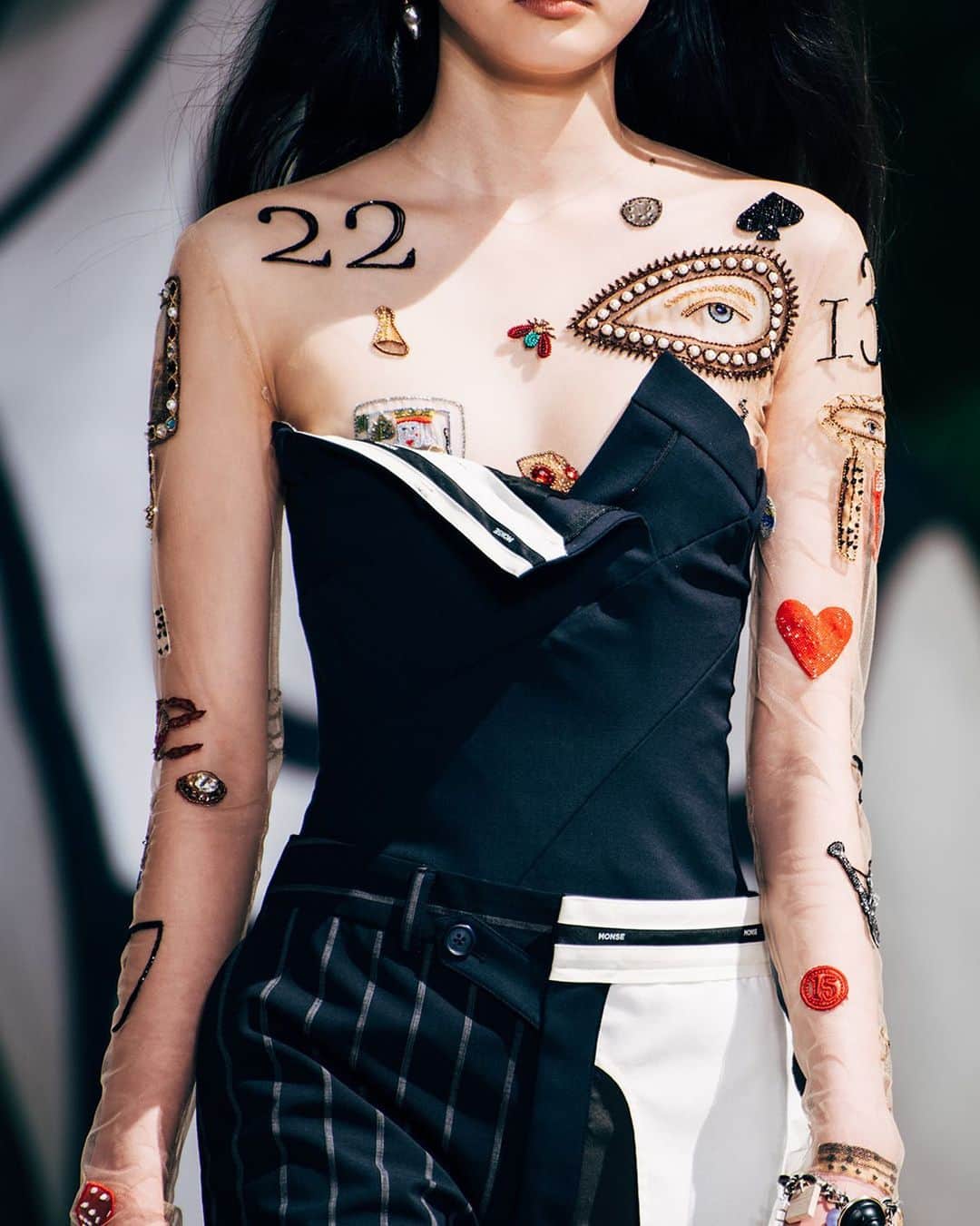 Fashion Weekのインスタグラム：「For @NYFW designer @monsemaison's Resort 2020 collection, the designer duo behind the brand was inspired by Victorian board games. Board game motifs were reimagined as prints with each look incorporating an element of surrealism on the runway. Image by @smallgirlbiglens for #NYFW」