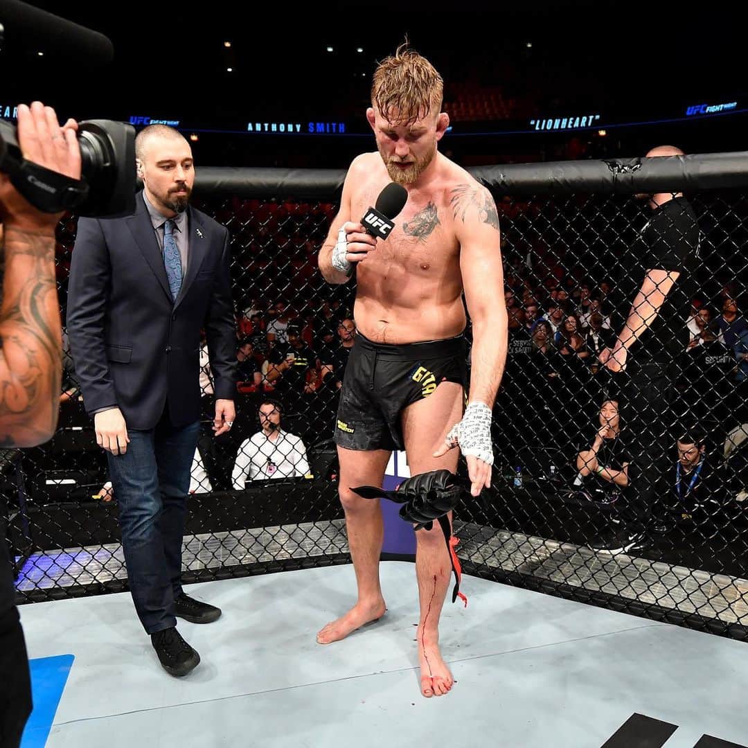 UFCさんのインスタグラム写真 - (UFCInstagram)「"The show is over, guys." Thank you, @AlexTheMauler. #UFCStockholm」6月2日 5時05分 - ufc