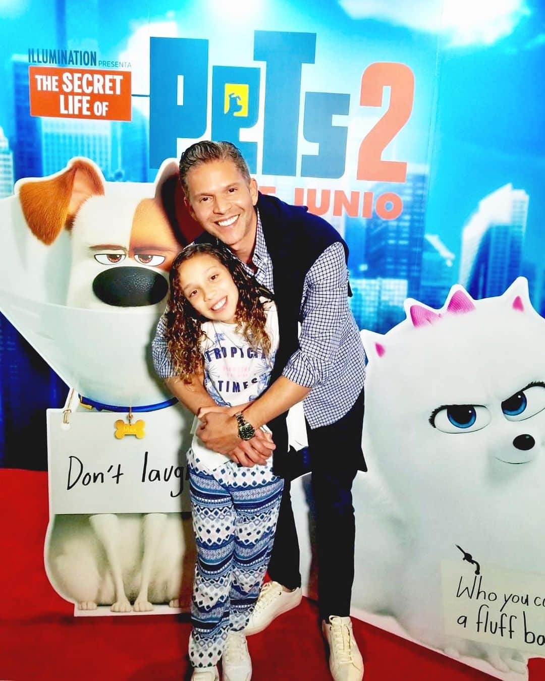 Rodner Figueroaさんのインスタグラム写真 - (Rodner FigueroaInstagram)「Mi sobrina amó @secretlifeofpets Ella tiene un perro 🐶 un gato 🐈 y un pez 🐠 y adora a sus mascotas. Les recomiendo que vean en familia #secretlifeofpets2 que estrena el próximo viernes 7 de Junio en los cines!!! #rodnerfigueroa」6月2日 5時55分 - rodnerfigueroa