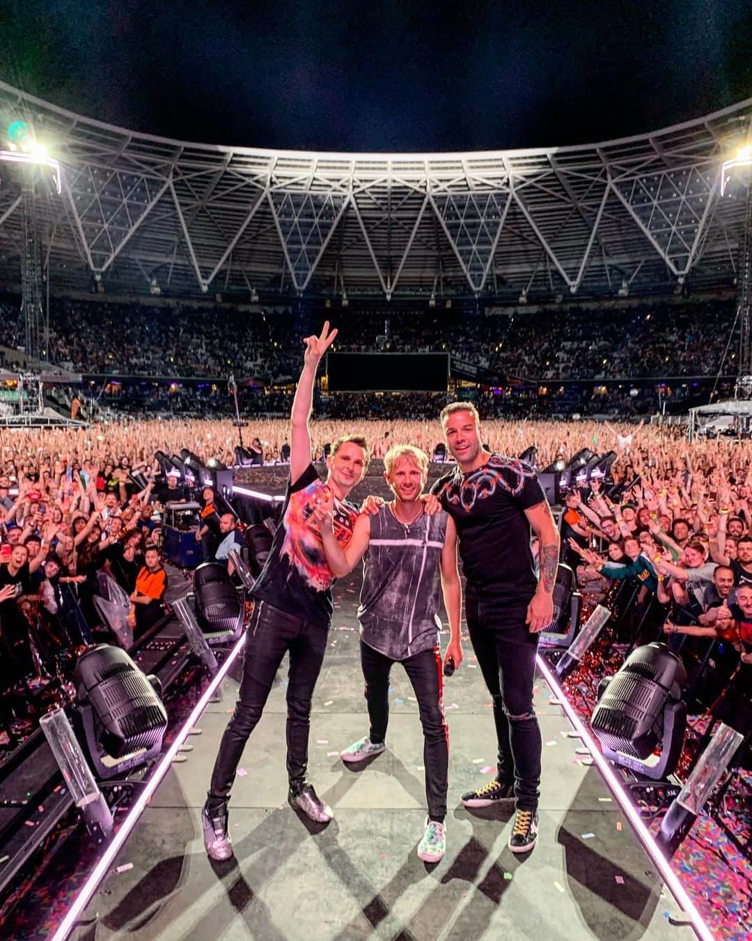 MUSEさんのインスタグラム写真 - (MUSEInstagram)「Thanks for a great night London, you were amazing!」6月2日 6時55分 - muse