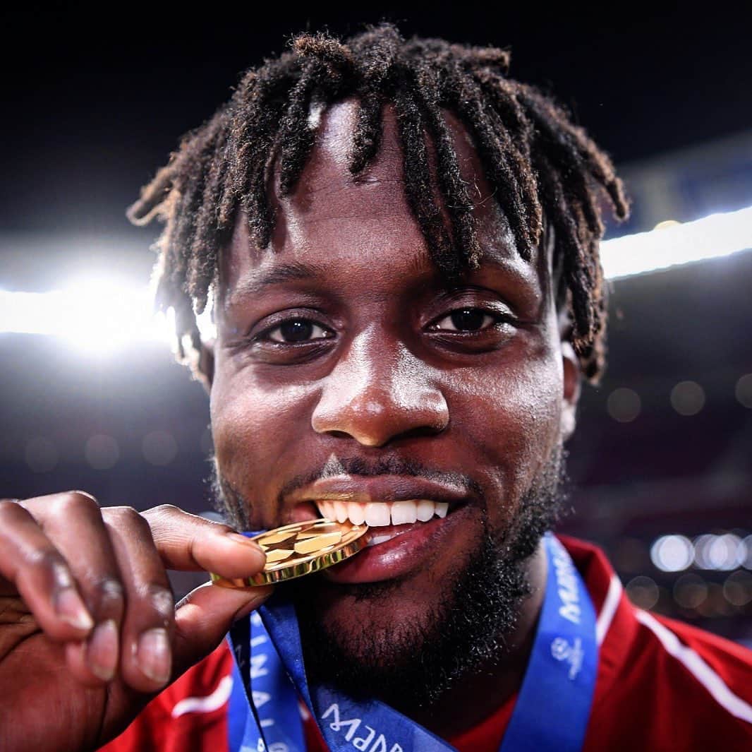 リヴァプールFCさんのインスタグラム写真 - (リヴァプールFCInstagram)「🏅 @divockorigi 🏅」6月2日 7時09分 - liverpoolfc