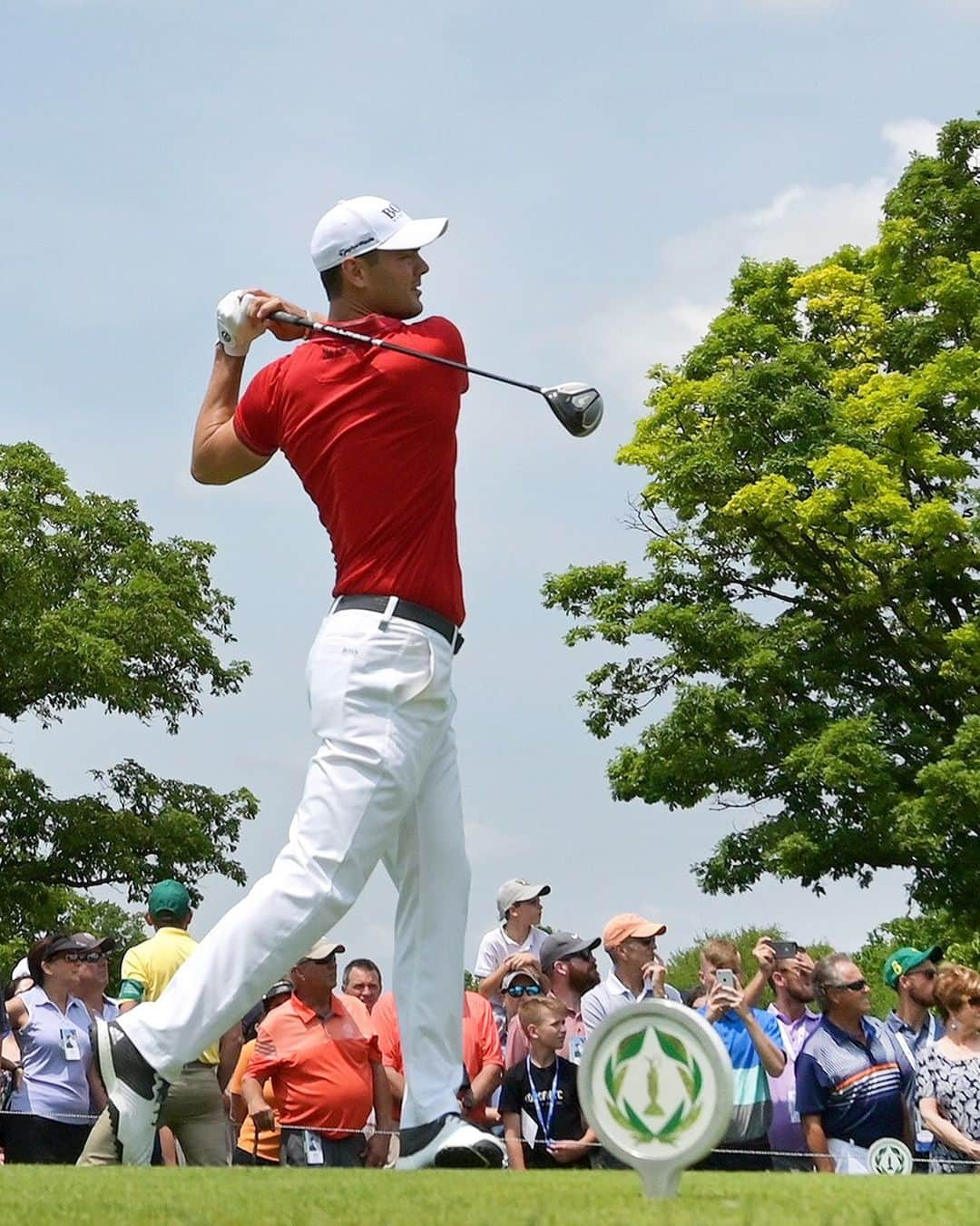 テーラーメイド ゴルフさんのインスタグラム写真 - (テーラーメイド ゴルフInstagram)「🔴 Catch him if you can 🔴  @martinkaymer59 (-15) has a two-shot lead heading into Sunday at #theMemorial. #M6fairway #TeamTaylorMade」6月2日 7時14分 - taylormadegolf