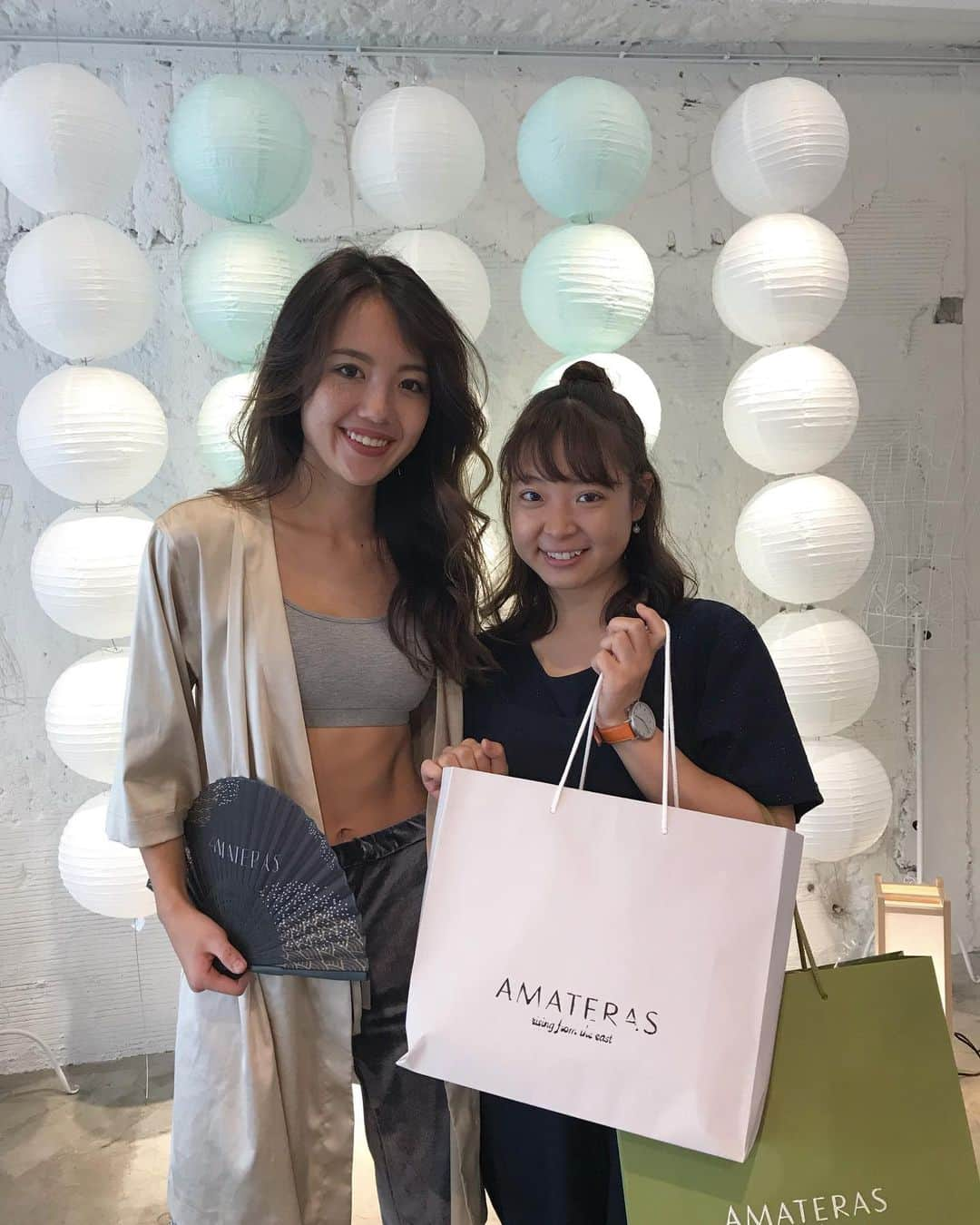 ほのら Kittyさんのインスタグラム写真 - (ほのら KittyInstagram)「昨日は仕事帰りに @amaterasjapan のPOP UP STOREへ🌸同い年でどんどんやりたいことを実現しててずっとインスタで見てたれいこちゃん💕 Thank You for always being so inspiring ✨😽 これからもインスタもユーチューブもアマテラスも全部たのしみにしてます😊 #amaterasjapan #amateras #madeinjapan」6月2日 7時51分 - honoranlan1118_