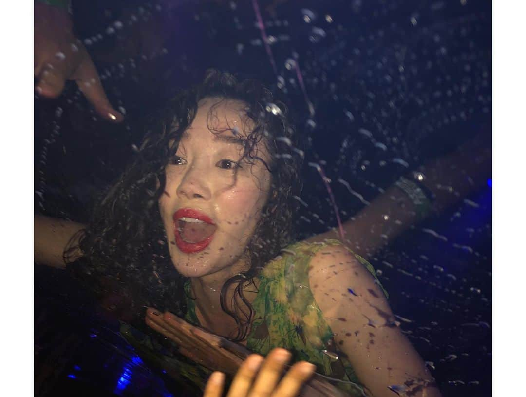 パク・ソルミさんのインスタグラム写真 - (パク・ソルミInstagram)「#fuerzabruta  오늘도 멋진#최여진 넌 최고야💕💕💕 . . #박정철#김병만#최여진##박솔미」6月2日 17時11分 - park_solmi