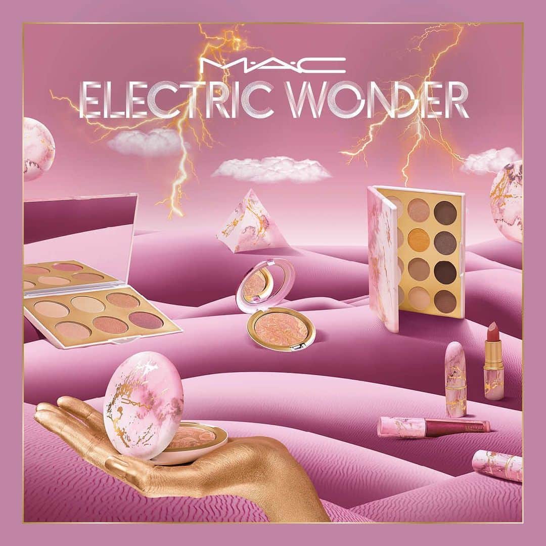M∙A∙C Cosmetics Japanのインスタグラム：「⠀ 2019年ブロンズコレクション、M·A·C エレクトリック ワンダーが登場！ ⠀ ⠀ マットとメタリック、ソフトと ハードなど異なる質感が楽しめるコレクション♥ 太陽降り注ぐ夏の肌にぴったりなブロンズメイクを楽しんで。✨✨ ⠀ #MACElectricWonder #MACエレクトリックワンダー ⠀ *公式オンラインショップ、全国店舗 6/7発売 *表参道ヒルズ店は5/28より先行発売中！ ⠀ ⠀ ⠀ ⠀ ⠀ ⠀ #MACCosmeticsJapan #MACコスメ #MACCosmetics  #MAC #コスメ #メイク  #リップ #グロス #リップグロス #フェイスパウダー #ブロンジングパウダー #ブロンザー #ブラシ #MACブラシ #リップメイク #MACリップ #アイメイク #MACアイメイク #MACアイシャドウ #アイシャドウ #アイパレット #ブロンズメイク  #限定 #大理石」