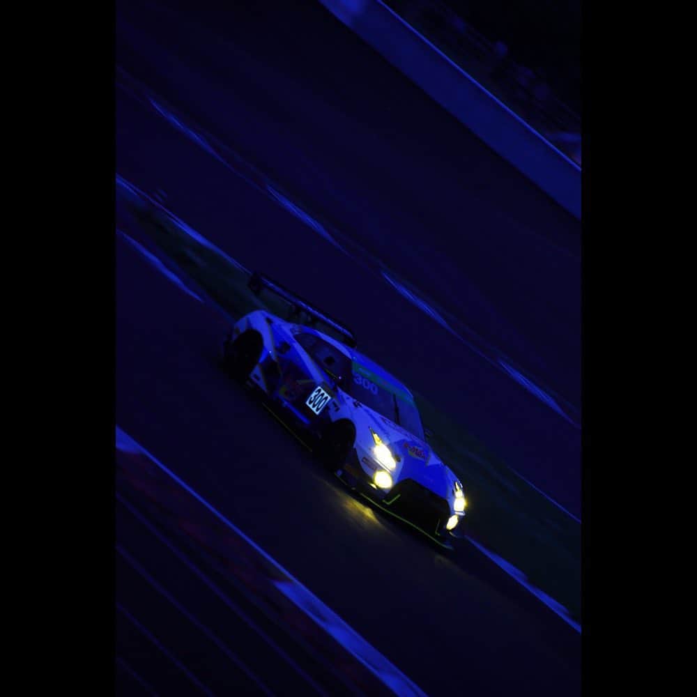 堀尾実咲さんのインスタグラム写真 - (堀尾実咲Instagram)「富士24時間レース2日間お疲れ様でした☺️❤️ TAIROKU racingは3位表彰台でした‼︎ 久しぶりのレースクイーンのお仕事で表彰台とっても嬉しかった🥰  皆さん本当に優しくて仲良しで素敵なチームでした✨🥰 応援に来てくれたみんなありがとう❤︎ いっぱい話しかけてもらえてすごく嬉しかったよおお🥺💖💖 LIVEもすごく楽しんでできた😆💕 やっぱり歌うことがだいすきだ🥰 みんな聴いてくれてありがとう❤︎ 物販のタオルも完売御礼❤︎とっても嬉しかったぞ🥺💕💕 みんなたくさんありがとう😍❤️❤️❤️❤️❤️❤️❤️❤️❤️❤️❤️ 今日お知らせした6/9のDVDリリースイベントにもぜひぜひ来てね😘💕 #tairokuracing #bmaxracing #s耐 #ピレリスーパー耐久 #レースクイーン #rq #live #グラビア #dvd」6月2日 18時07分 - misaki.horio