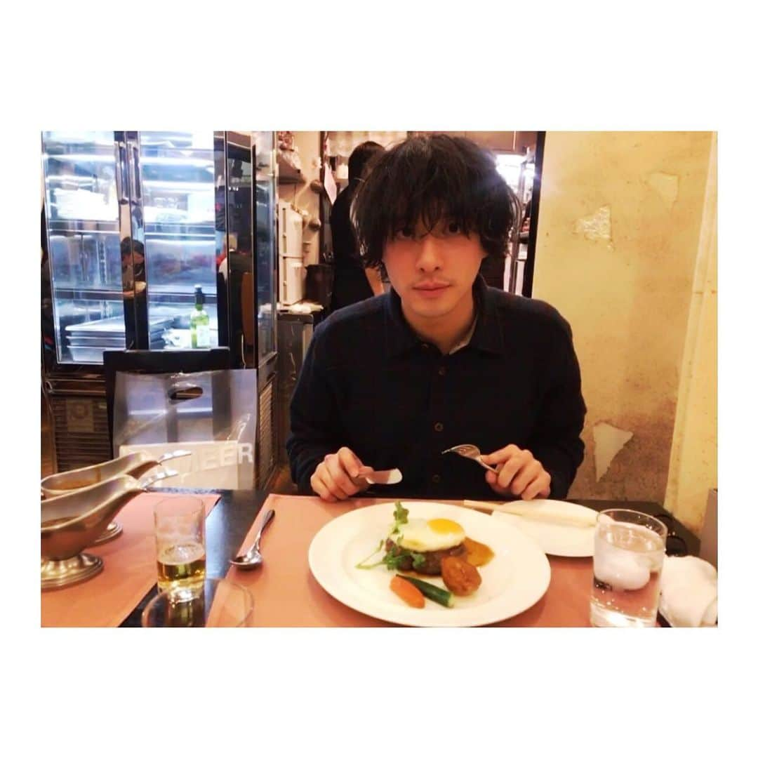 渡部秀さんのインスタグラム写真 - (渡部秀Instagram)「🍴。 #bonsoir#france#🇫🇷」6月2日 18時14分 - shu_samurai