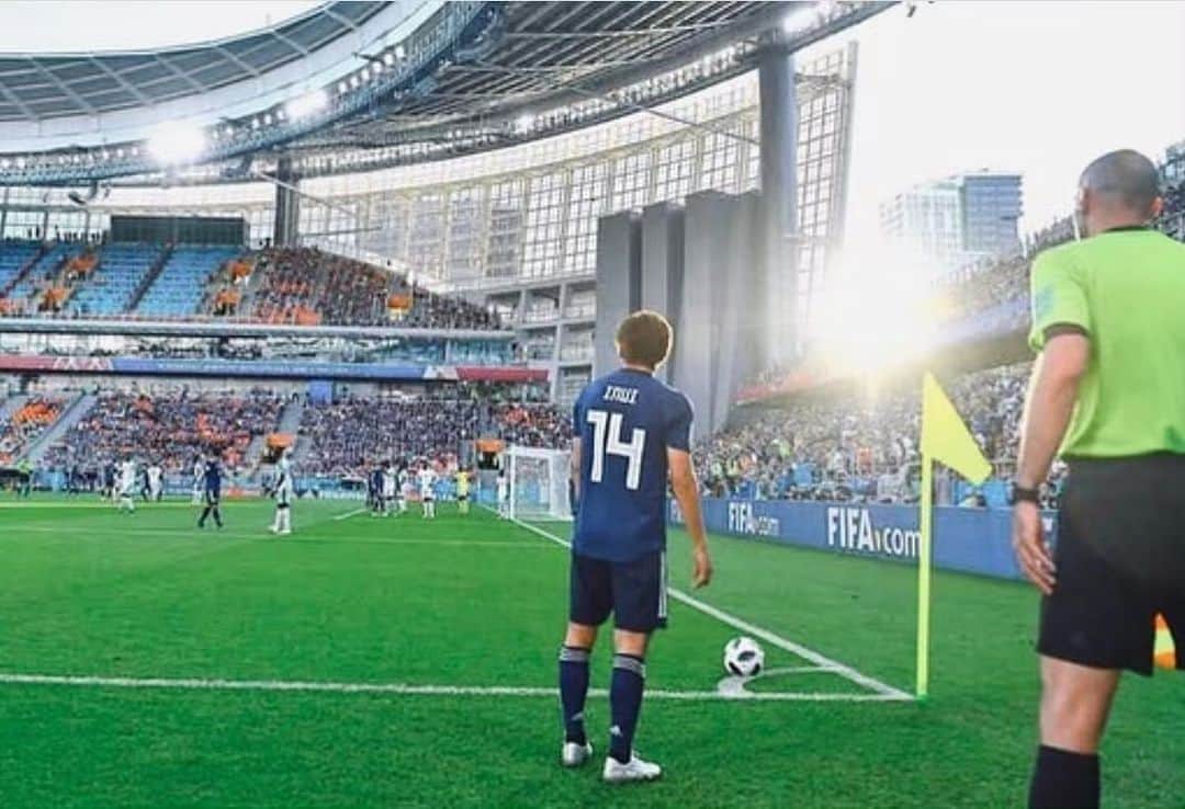 乾貴士さんのインスタグラム写真 乾貴士instagram ３１歳になりました もっと上に もっとうまくなるために もっと楽しくやるために これから成長していく努力をしていきます ３１歳の乾貴士もよろしくお願いします 6月2日 18時27分 Takashi 08