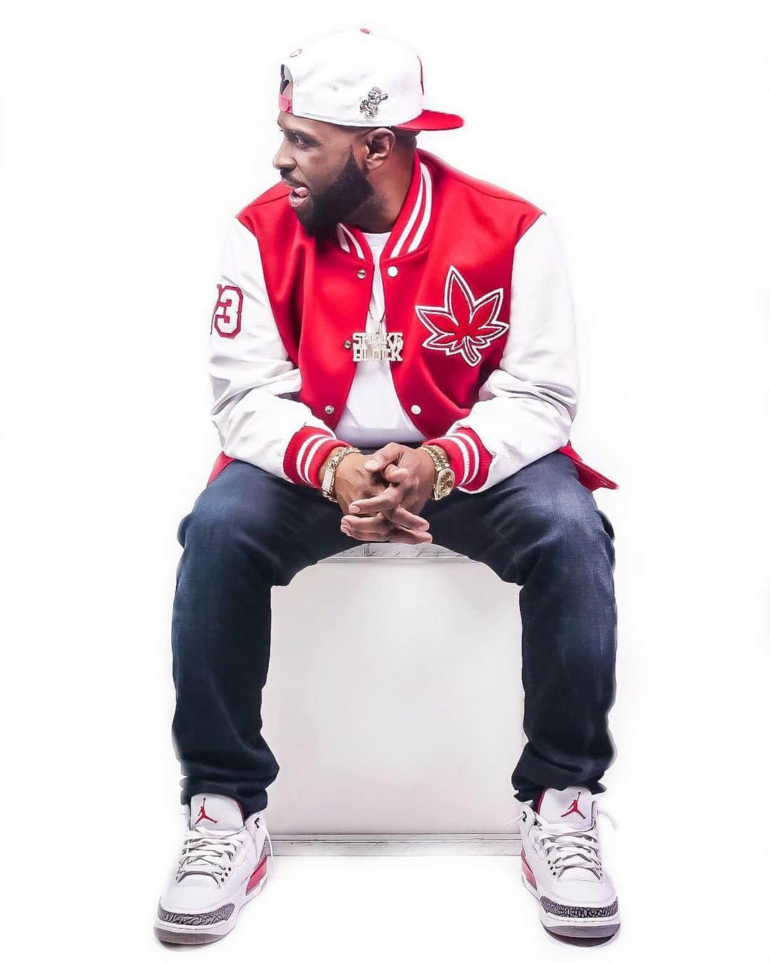 ファンクマスター・フレックスのインスタグラム：「Shhhhhh! July13th!!! Anuel AA Concert!!! FunkFlex on the set!!! Nassau Coliseum!!! 15,000 Strong!!! IM GONNA RIP THE PAINT OFF THAT ARENA!!!! @litdigitaldjs !!!! Plug: Yonny!!!」