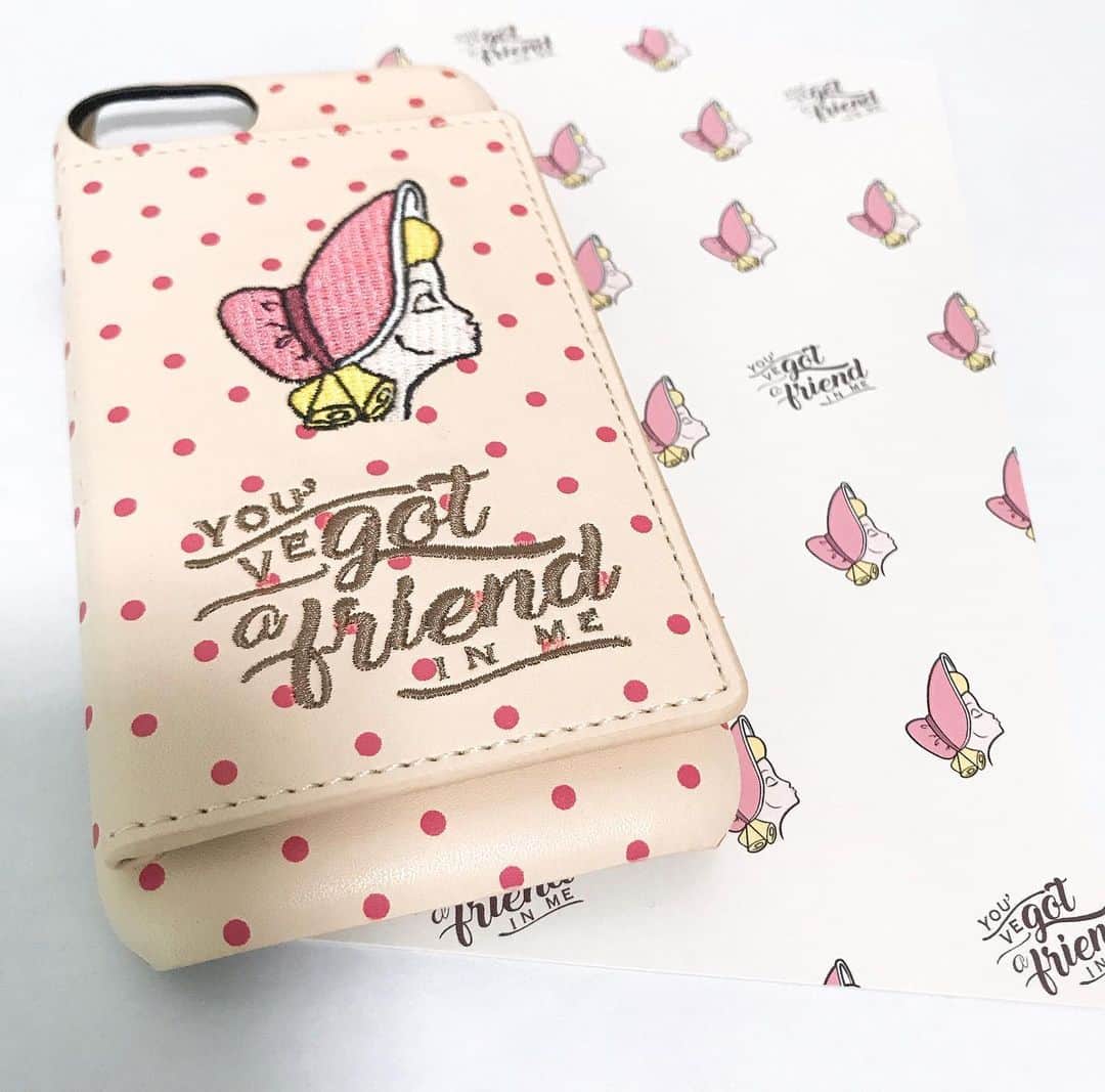 米倉れいなのインスタグラム：「, New iPhone case ✨ #iphonecase #toystory  #トイストーリー #ボーピープ」