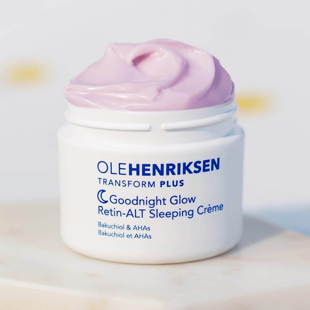 ウラヘンリクセンさんのインスタグラム写真 - (ウラヘンリクセンInstagram)「We like our sleeping crème like we like our bank account—rich. Tag a friend who needs Goodnight Glow in their life. #ByeRetinol - Goodnight Glow Retin-ALT Sleeping Crème, with bakuchiol (a plant-based retinol alternative) and a powerful concentration of AHAs, makes the most of your beauty sleep so you wake up with smooth, glowing skin.」6月2日 10時07分 - olehenriksen