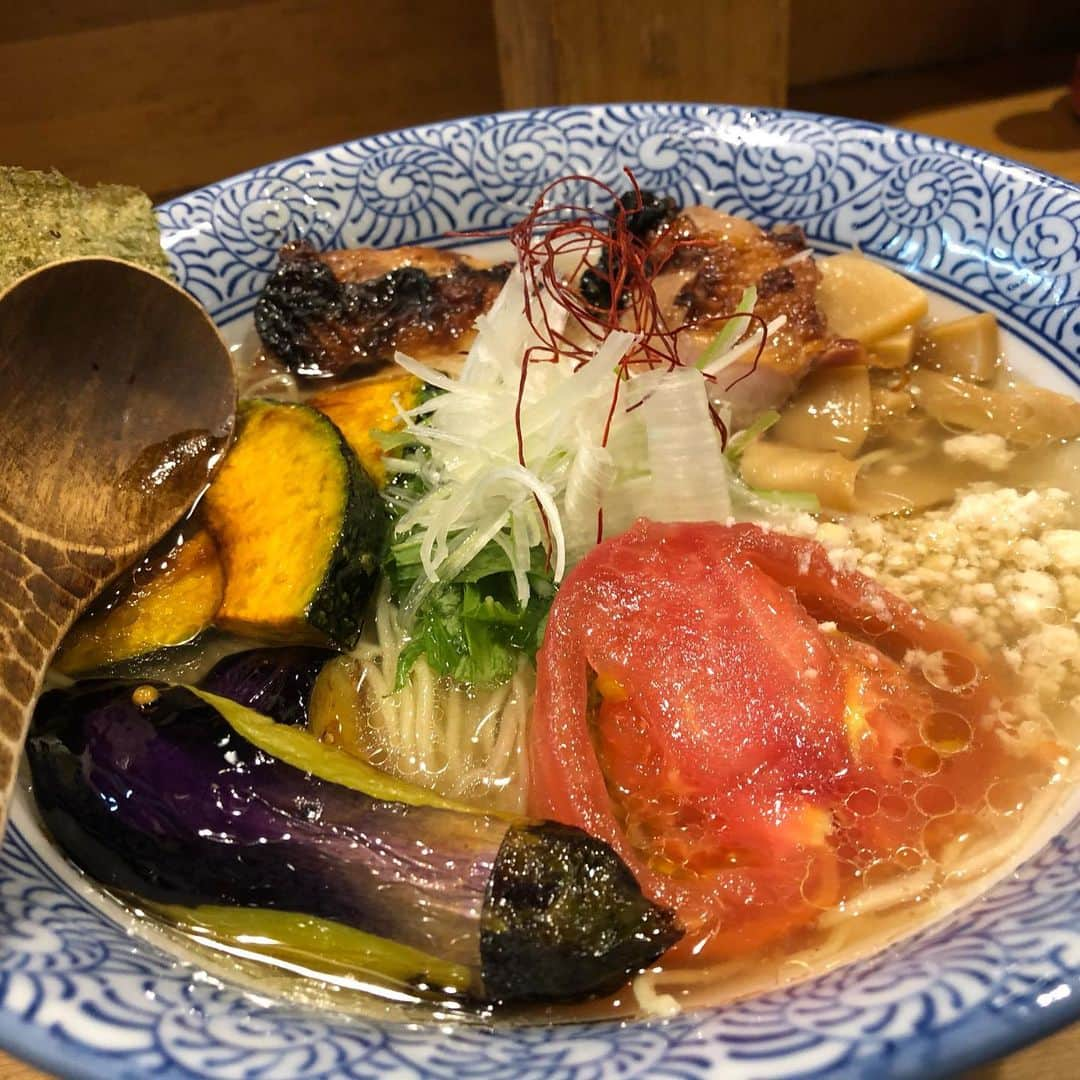 小石田純一さんのインスタグラム写真 - (小石田純一Instagram)「鶏そばそると。野菜たっぷりでボーノ。  #ラーメン #鶏そばそると #そるとそば #美味しい #下北沢 #ラーメン大好き #鶏そば」6月2日 10時48分 - koishida.trendy