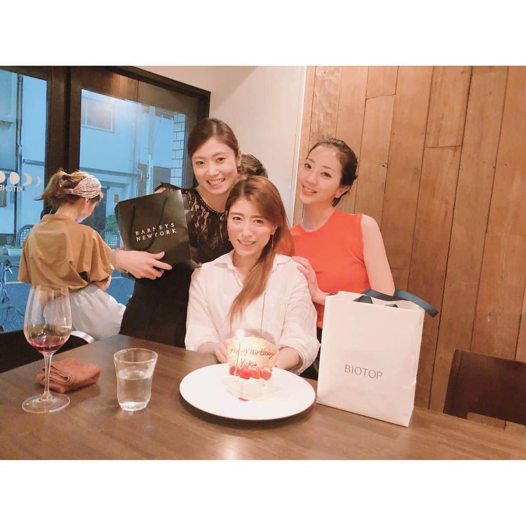 佐藤友香さんのインスタグラム写真 - (佐藤友香Instagram)「うれしい楽しい夜🥂❤️ #birthday #girlsnightout」6月2日 11時07分 - yuka_sato__