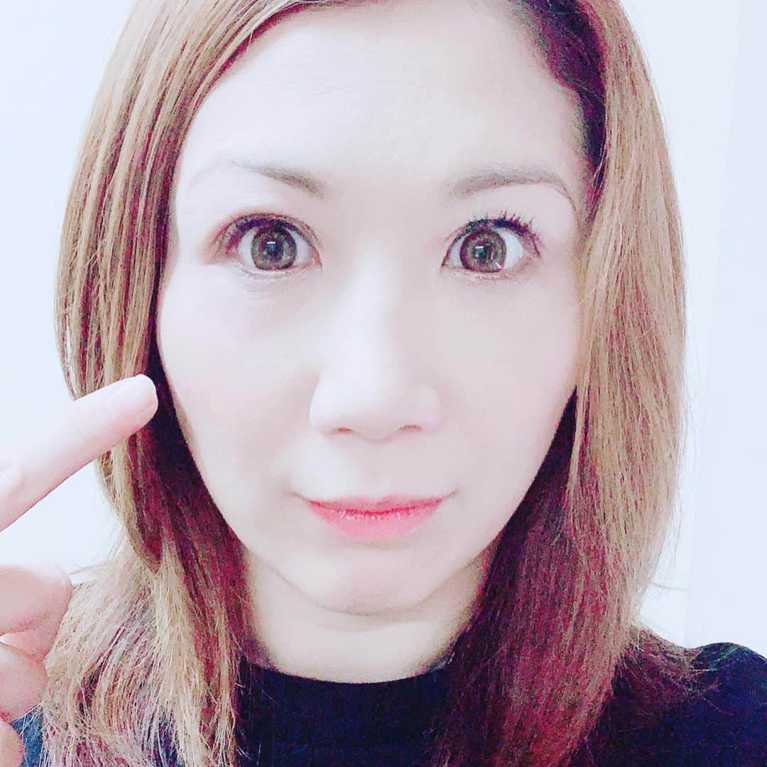 桜花由美さんのインスタグラム写真 - (桜花由美Instagram)「おはようございます！ 12時からディアナ新宿大会！  やっぱり目は腫れました…  目の大きさが明らかに違う…  でも、少し大きくなったかも？！ 今日は2試合頑張る！ ‪#wavepro ‬ ‪#女子プロレスラー ‬ ‪#プロレス ‬ ‪#プロレスラー ‬ ‪#女子プロレス‬ ‪#prowrestling‬ ‪#プロレスリングwave‬ ‪#株式会社zabun‬ #OZアカデミー #正危軍 #きれい #ヒール  #ユニット  #きれいなお姉さん  #棘  #きれいなものにはトゲがある #尾崎魔弓 #安納サオリ #雪妃真矢  #宮崎有妃  #ディアナ  #新宿face  #全面戦争  #獣友」6月2日 11時21分 - ohkayumi
