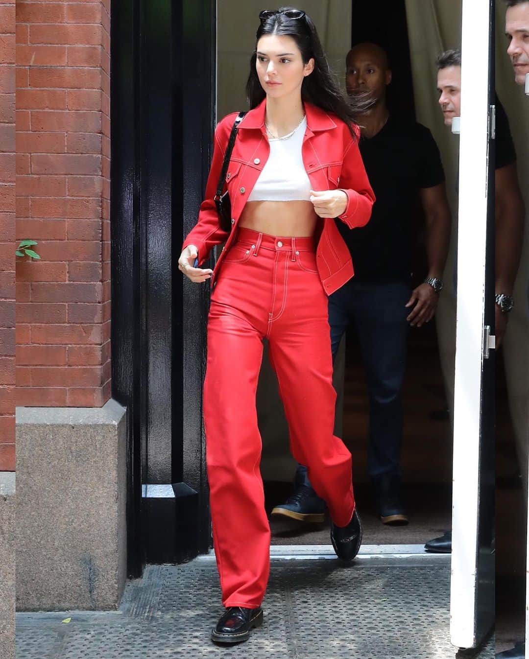 Just Jaredさんのインスタグラム写真 - (Just JaredInstagram)「@kendalljenner rocks a bright red outfit for lunch with a friend! #KendallJenner Photos: Splash & Backgrid」6月2日 12時17分 - justjared
