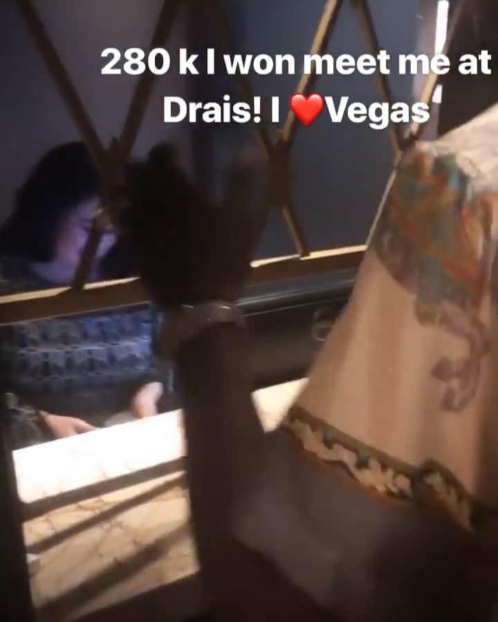 のインスタグラム：「Money so Clean it make Me wanna Sing 🎶🎶🤑😩💰」