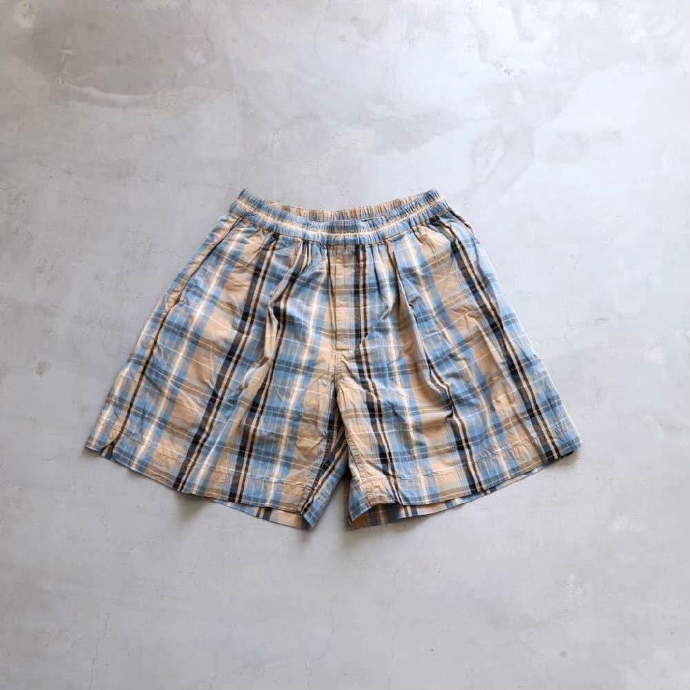 wonder_mountain_irieさんのインスタグラム写真 - (wonder_mountain_irieInstagram)「_ KAPTAIN SUNSHINE / キャプテンサンシャイン “Athletic Wide Shorts” ￥32,400- _ 〈online store / @digital_mountain〉 http://www.digital-mountain.net/shopdetail/000000009594/ _ 【オンラインストア#DigitalMountain へのご注文】 *24時間受付 *15時までのご注文で即日発送 *1万円以上ご購入で送料無料 tel：084-973-8204 _ We can send your order overseas. Accepted payment method is by PayPal or credit card only. (AMEX is not accepted)  Ordering procedure details can be found here. >>http://www.digital-mountain.net/html/page56.html _ 本店：#WonderMountain  blog>> http://wm.digital-mountain.info/blog/20190602/ _ #KAPTAINSUNSHINE #キャプテンサンシャイン styling.(height 175cm weight 59kg)  jacket→ #KAPTAINSUNSHINE ￥51,840- cutsewn→ #ts_s ￥17,820-  sandal→ #malibusandal ￥22,680- strap→ #EPM ￥11,664- wallet→ #MUG ￥17,820- bracelet→ #ACdesign ￥16,740- bangle→ #BRUNABOINNE ￥8,640- _ 〒720-0044  広島県福山市笠岡町4-18 JR 「#福山駅」より徒歩10分 (12:00 - 19:00 水曜定休) #ワンダーマウンテン #japan #hiroshima #福山 #福山市 #尾道 #倉敷 #鞆の浦 近く _ 系列店：@hacbywondermountain _」6月2日 12時36分 - wonder_mountain_