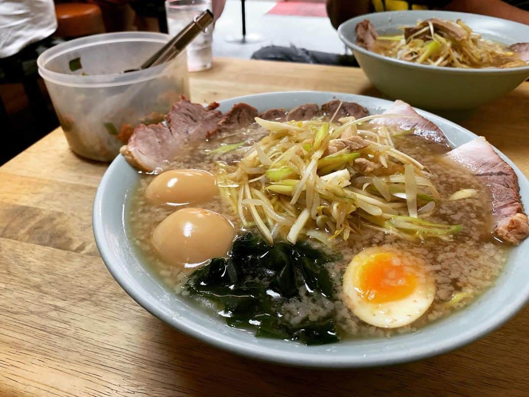 MAX鈴木さんのインスタグラム写真 - (MAX鈴木Instagram)「久々に食べたラーショ。  やっぱうめぇっす  #ラーメンショップ #ねぎチャーシュー麺」6月2日 12時54分 - max_suzuki