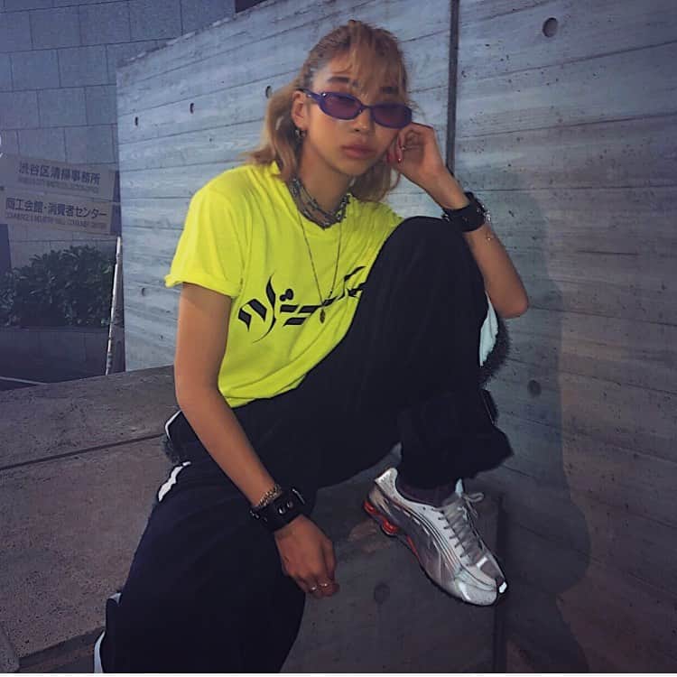 YUAのインスタグラム：「U ain't got nothing 🤘🏽on Me 🛰🤩」