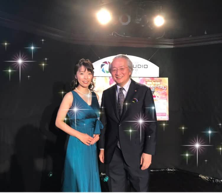 室照美のインスタグラム：「#日本クラウン 和田康孝社長と🎤 【2019年 日本クラウン 演歌歌謡曲新人歌手オーディション】 ・ ・ 全国から2500名を超える応募の中から最終審査に残った20名の歌唱。 一人一人の人生がかかったステージでした✨ ・ 「スーパースターになります！」と宣言したグランプリの #田中愛美 さん。準グランプリの #高谷栞 さん。 #原田波人 さんの飛躍を祈ります。そして、他の皆さんもまた次のチャンスを掴みにいって欲しいです！ ・ ・ #ステージMC #室照美  #演歌歌謡曲 #文化放送 #走れ歌謡曲」