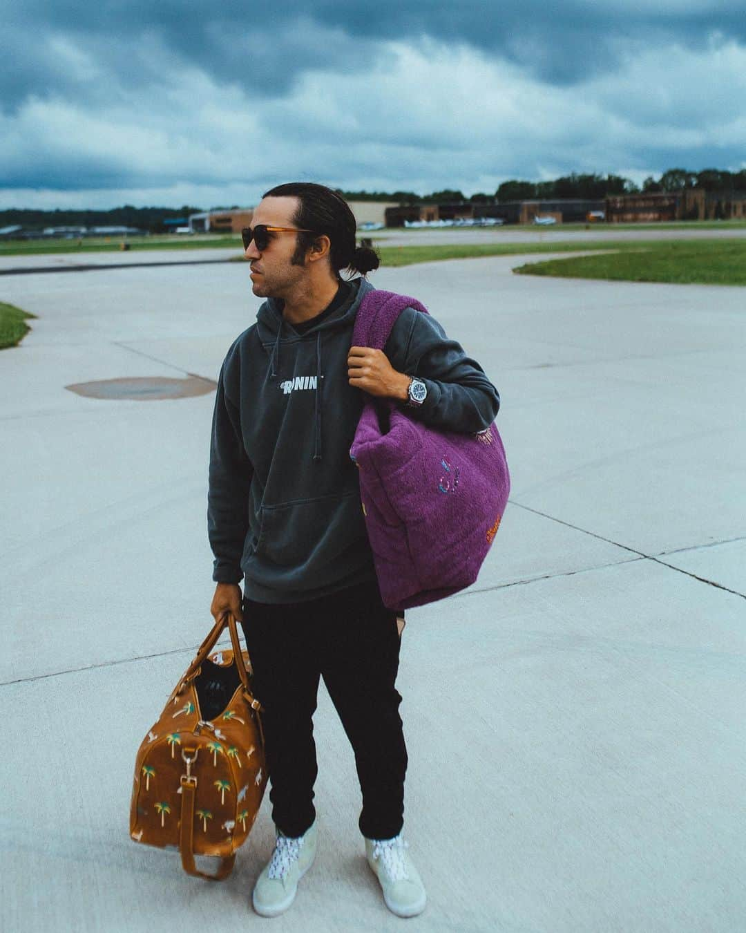 ピート・ウェンツさんのインスタグラム写真 - (ピート・ウェンツInstagram)「Weekend Warriors 📸 @elliottxingham」6月2日 14時24分 - petewentz