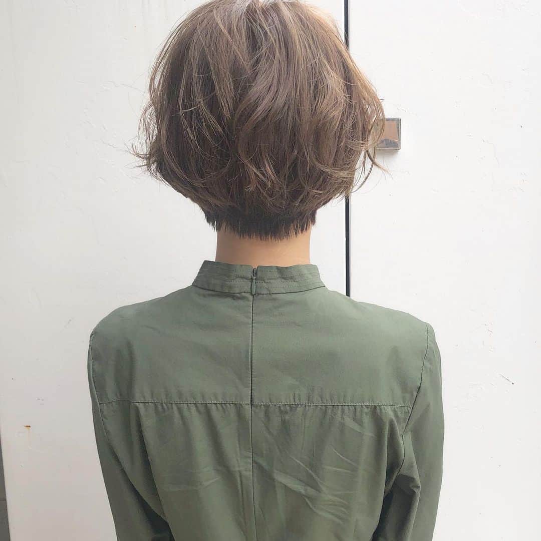 金田和樹さんのインスタグラム写真 - (金田和樹Instagram)「ショートのパーマ✂︎ カットパーマ14400円」6月2日 15時10分 - kaneta.hair