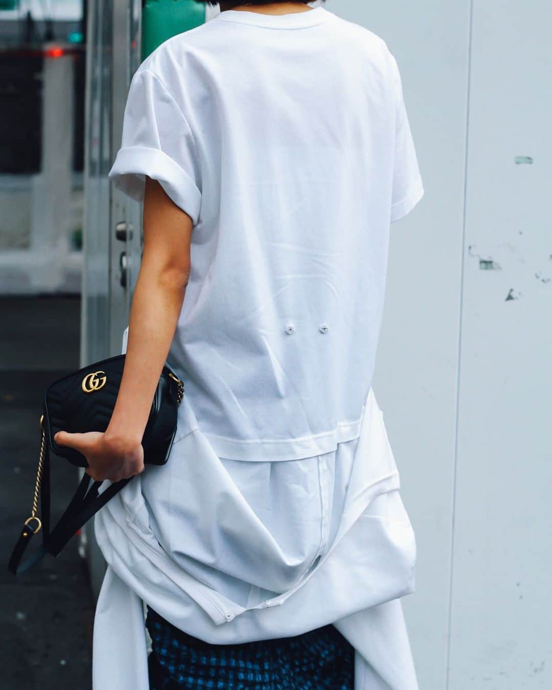 Fashionsnap.comさんのインスタグラム写真 - (Fashionsnap.comInstagram)「【#スナップ_fs】 Name キム・ドユン  Shirt #IRENE Bag #GUCCI Shoes #BALENCIAGA  #fashionsnap #fashionsnap_women」6月2日 15時41分 - fashionsnapcom