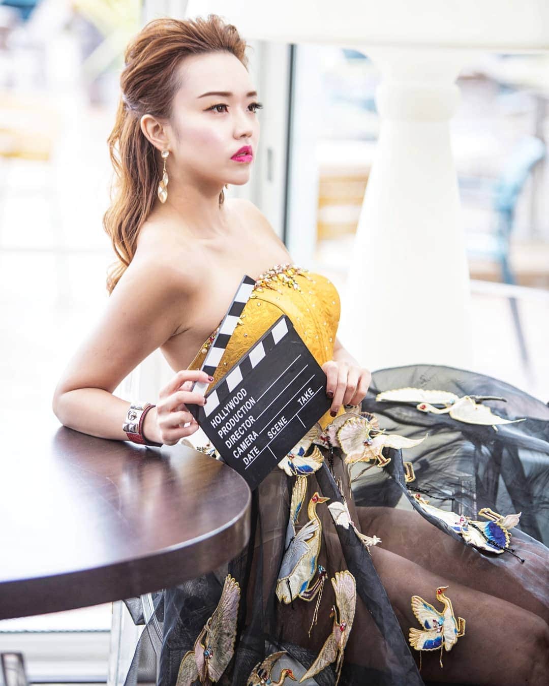 Nicole Chenのインスタグラム：「Sunday afternoons be like ;) #travel #luxury #classy #fun #life #beauty #photoshoot #nicolechen #cannesfilmfestival clothes by @covetella Photo by @valeri_irina  Camera : @sonysingapore」