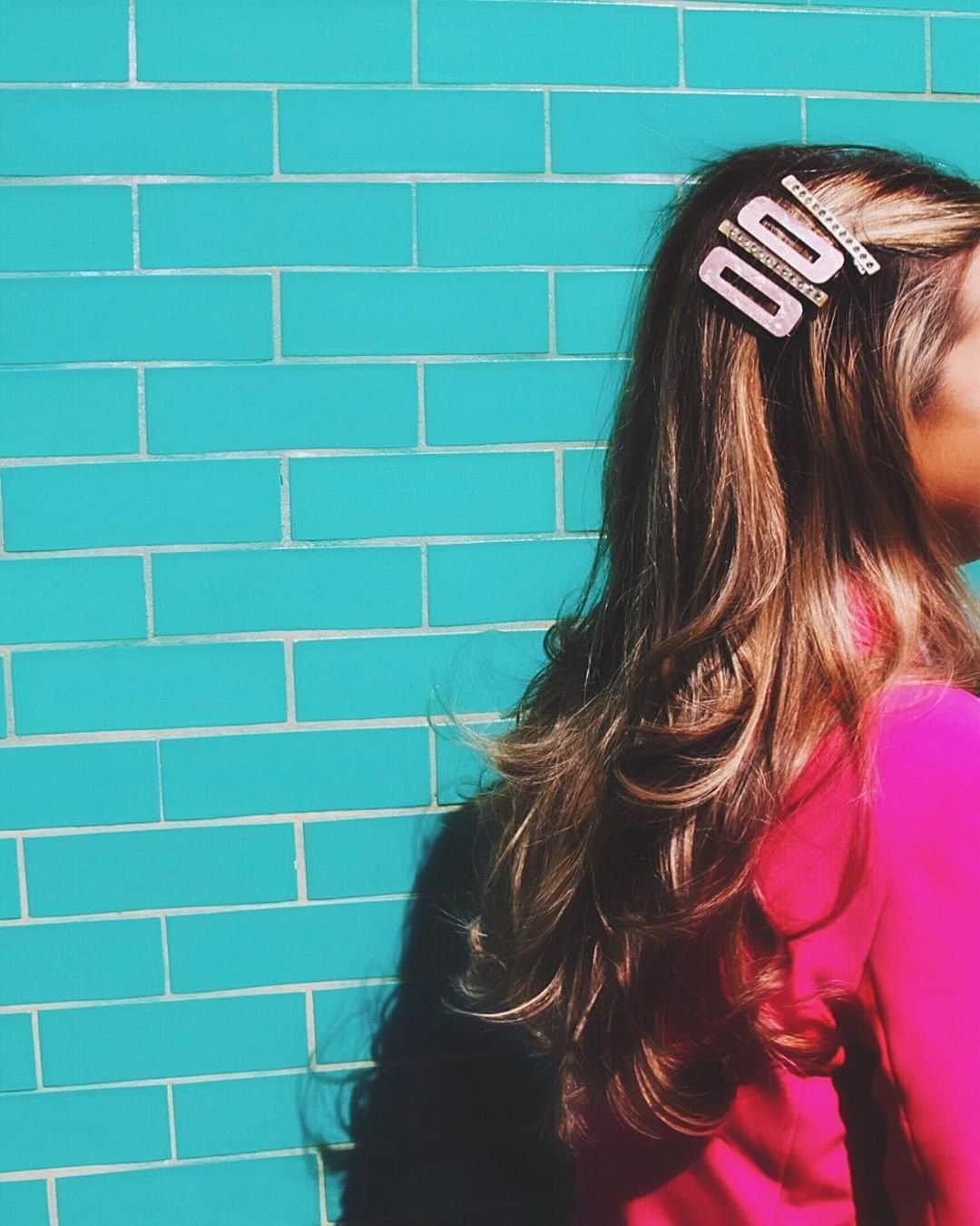 アクセサライズのインスタグラム：「Achieve the hairstyle of the season with our statement stacking clips. 📷 @loveisinthehairx_  #Accessorize #Accessorizer」