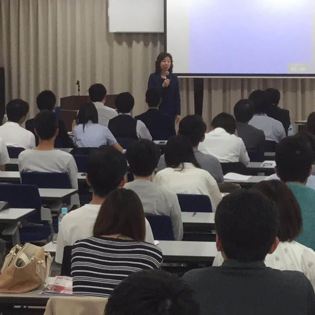 野田聖子さんのインスタグラム写真 - (野田聖子Instagram)「NPO全国在宅リハビリテーションを考える会 東海地区ブロック会に出席し、 「今後のリハビリテーションに期待すること」の演題でお話しをさせて頂きました。皆さん、熱心にお聴き頂きました。ありがとうございました。  #野田聖子 #リハビリテーション」6月2日 16時56分 - seiko.noda