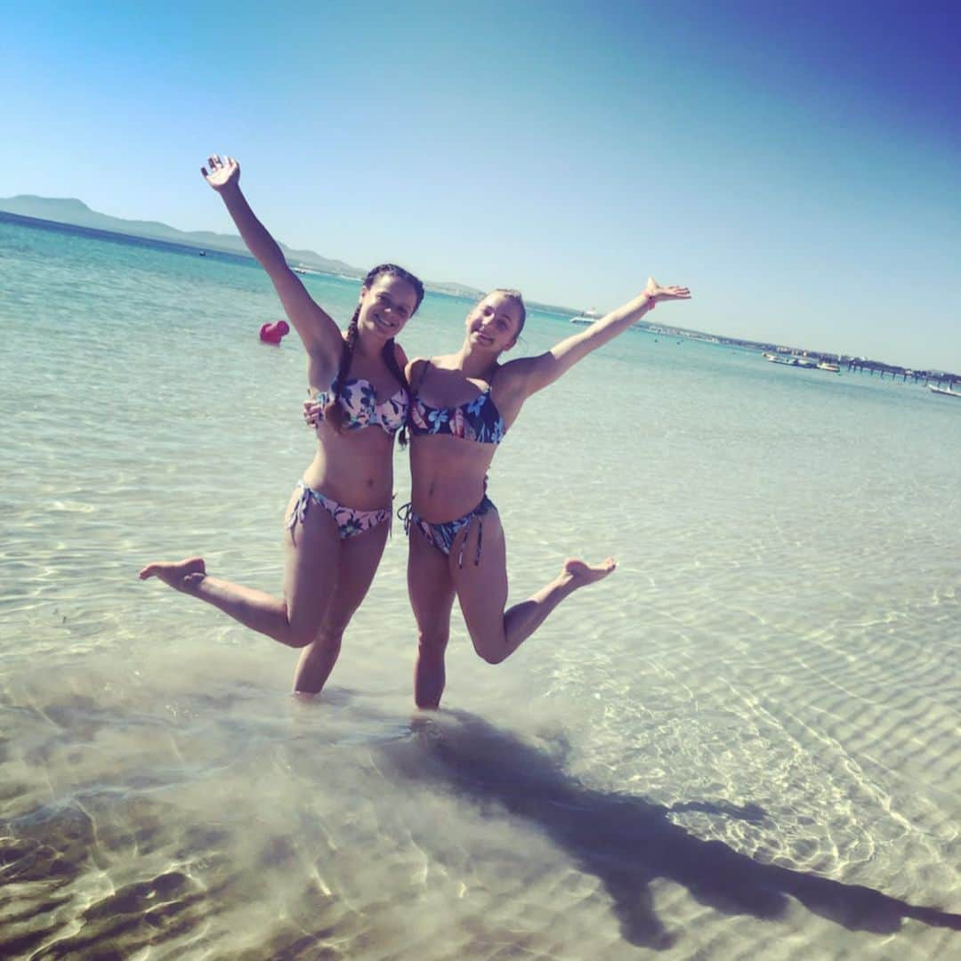 ケリー・シムさんのインスタグラム写真 - (ケリー・シムInstagram)「That’s a wrap Mallorca ☀️🌴🌊Loved our little last minute holiday 💕☺️」6月2日 17時06分 - kelly_simm