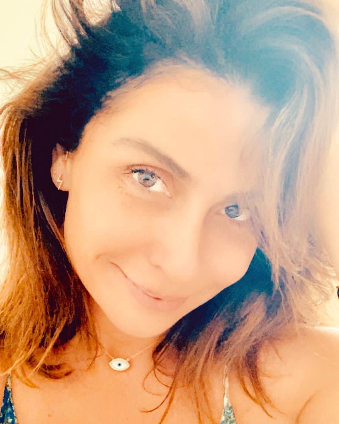 Giovanna Antonelliのインスタグラム：「Domingando!!!!!!!!!! 💙」