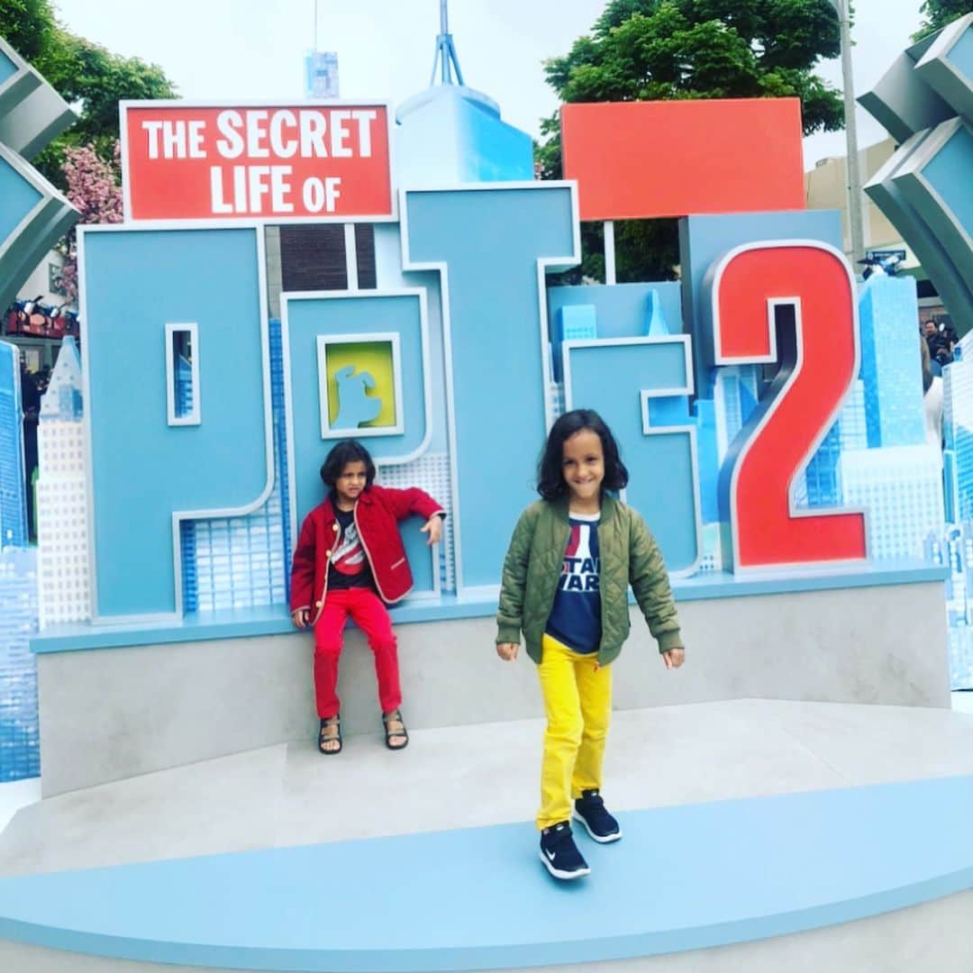 ダニア・ラミレスさんのインスタグラム写真 - (ダニア・ラミレスInstagram)「Gaia and Aether are ready to walk this Carpet! @TheSecretLifeofPets @Illumination @UniversalPictures #thesecretlifeofpets2 @mygaiaaether」6月3日 3時33分 - daniajramirez