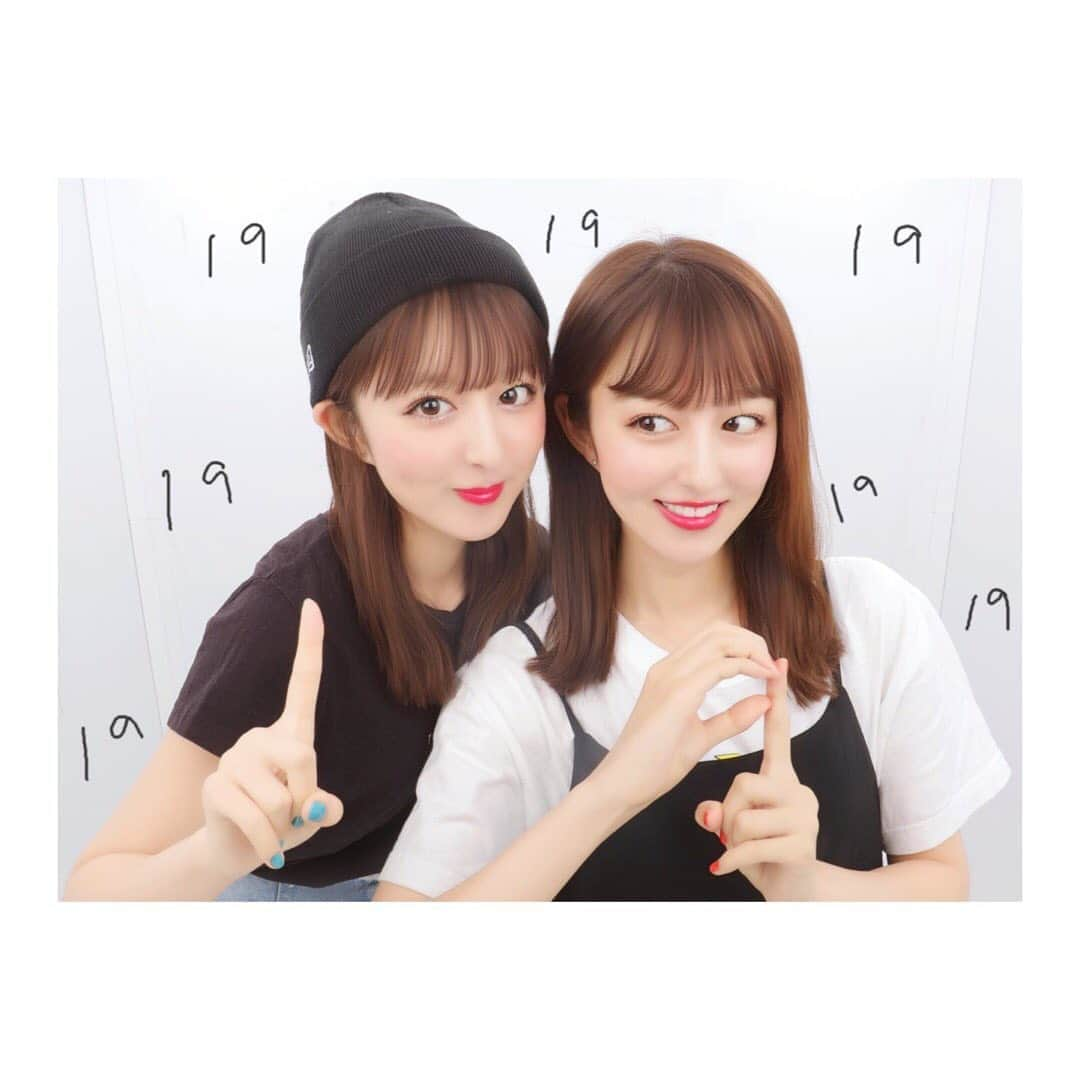 りかりこさんのインスタグラム写真 - (りかりこInstagram)「. 2019.06.02 １９歳になりました🎂 10代最後も全力で頑張っていくので 応援よろしくお願いします。 . そして、イベントのお知らせ。 ６月９日に行われる りかりこ×バンタン イベント💋 一緒にTikTokが撮影できたり スリーショットが撮影できたり お話できたり！します。 すべて無料のイベントで、 ほんっとに楽しい内容盛りだくさん なので、是非来てくださいネ✌︎ #リカリコグラム #りかりこ #ラストティーン #バンタン #バンタンデザイン研究所 #twins #双子」6月2日 19時21分 - rikariko_official