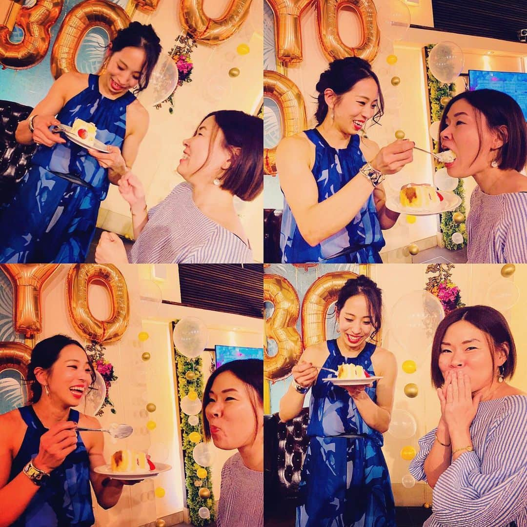 興梠友理さんのインスタグラム写真 - (興梠友理Instagram)「🎉Akiyo’s Birthday Eve Party🎉 ・ あきよちゃんの記念すべき20代最後の夜、久々に会えた友達と一緒にお祝いできて嬉しかった😍そして、何より内容も盛りだくさんでめちゃくちゃ楽しいパーティーだった✨ ・ あきよちゃん、改めておめでとう‼️ 30代も全力で楽しもう‼️‼️ ・ 【1】なぜかエリが主役感満載の写真🤣www 【2】ハートのBDケーキとあきよ嬢❤️ 【3&4】クジでファーストバイトの大役を引き当てた‼️お互い大爆笑🤣そして何故か私もファーストバイトされるおまけ付きwww 【5&6】愉快な仲間たちと一緒に💕 【7】あきよvsあやりの腕相撲。このあと瞬殺😂 【8】自由すぎるみんなのポージング 【9】グダグタのChoo Chooトレイン🐭 【10】ビュッフェも美味しかった🍽 ・ #akiyobirthdayparty  #あきよ誕生日前夜祭 #あきよ誕生日前祝い #女子会 #クライマー女子会 #クライミング女子 #クライマー女子 #ボルダリング女子 #climbinggirls #girlsnight #girlsnightout #birthdayparty」6月2日 19時45分 - yuri_rogi