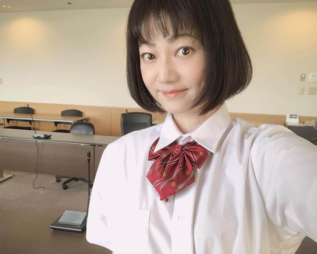 遠山景織子さんのインスタグラム写真 - (遠山景織子Instagram)「今日は短編映画『15歳の総理大臣』の撮影でした。役で中学生の( ¨̮ )制服が着れて嬉しい #15歳の総理大臣  #伊参スタジオ映画祭  #中学生#15歳  #お疲れ様でした  #遠山景織子」6月2日 20時13分 - kyooko.9.tooyama