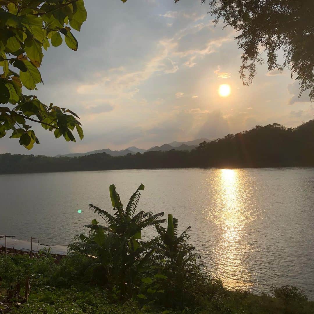 てっぺいさんのインスタグラム写真 - (てっぺいInstagram)「メコン川へ沈む夕日を眺めながらゆったり」6月2日 20時15分 - nice_teppee