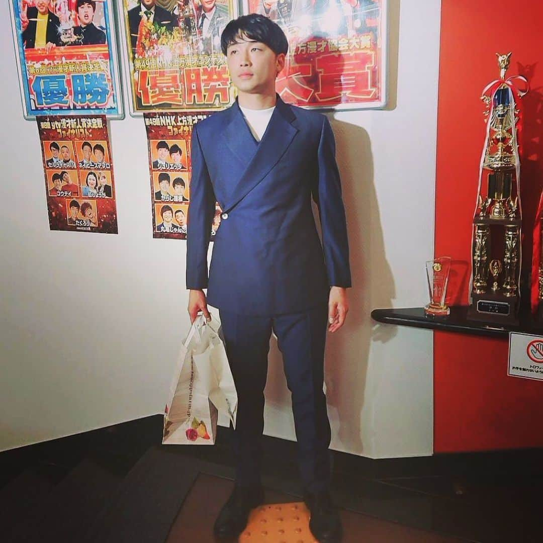 新山士彦さんのインスタグラム写真 - (新山士彦Instagram)「単独「冴夜華7」ありがとうございました！楽しかったです😊⭐︎ めちゃくちゃオモロかっこいい新衣装出来ました！ゆずるさん、真べぇさん、亜生などから太鼓判いただいてます！新衣装へのダメ出しはそちらまで！！」6月2日 20時32分 - sayaka_no_niiyan