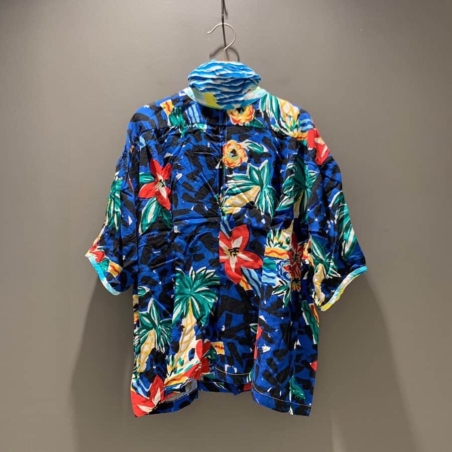 BEAMS JAPANさんのインスタグラム写真 - (BEAMS JAPANInstagram)「＜77circa＞ Womens Turtle Slit Aloha Shirt  BEAMS JAPAN 3F @beams_japan #77circa #beams #raybeams #beamsjapan #beamsjapan3rd Instagram for New Arrivals Blog for Recommended Items #japan #tokyo #shinjuku #fashion #mensfashion #womensfashion #日本 #東京 #新宿 #ファッション#メンズファッション #ウィメンズファッション #ビームス #ビームスジャパン」6月2日 21時02分 - beams_japan