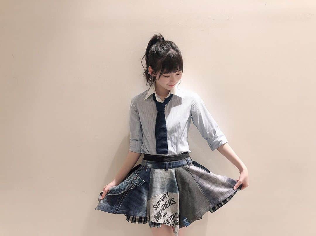 浅井七海さんのインスタグラム写真 - (浅井七海Instagram)「*.﻿ ﻿ この衣装といえば﻿ ポニーテール🐴！みたいな﻿ 感じがあります💭💭💭☺️﻿ ﻿ 懐かしい衣装。」6月2日 21時23分 - naamin48_